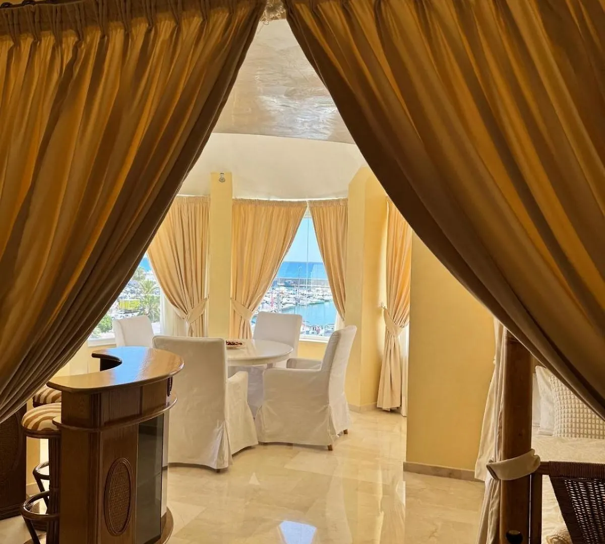 Apartmán Lujoso Atico Duplex En Puerto Marina Benalmádena Španělsko
