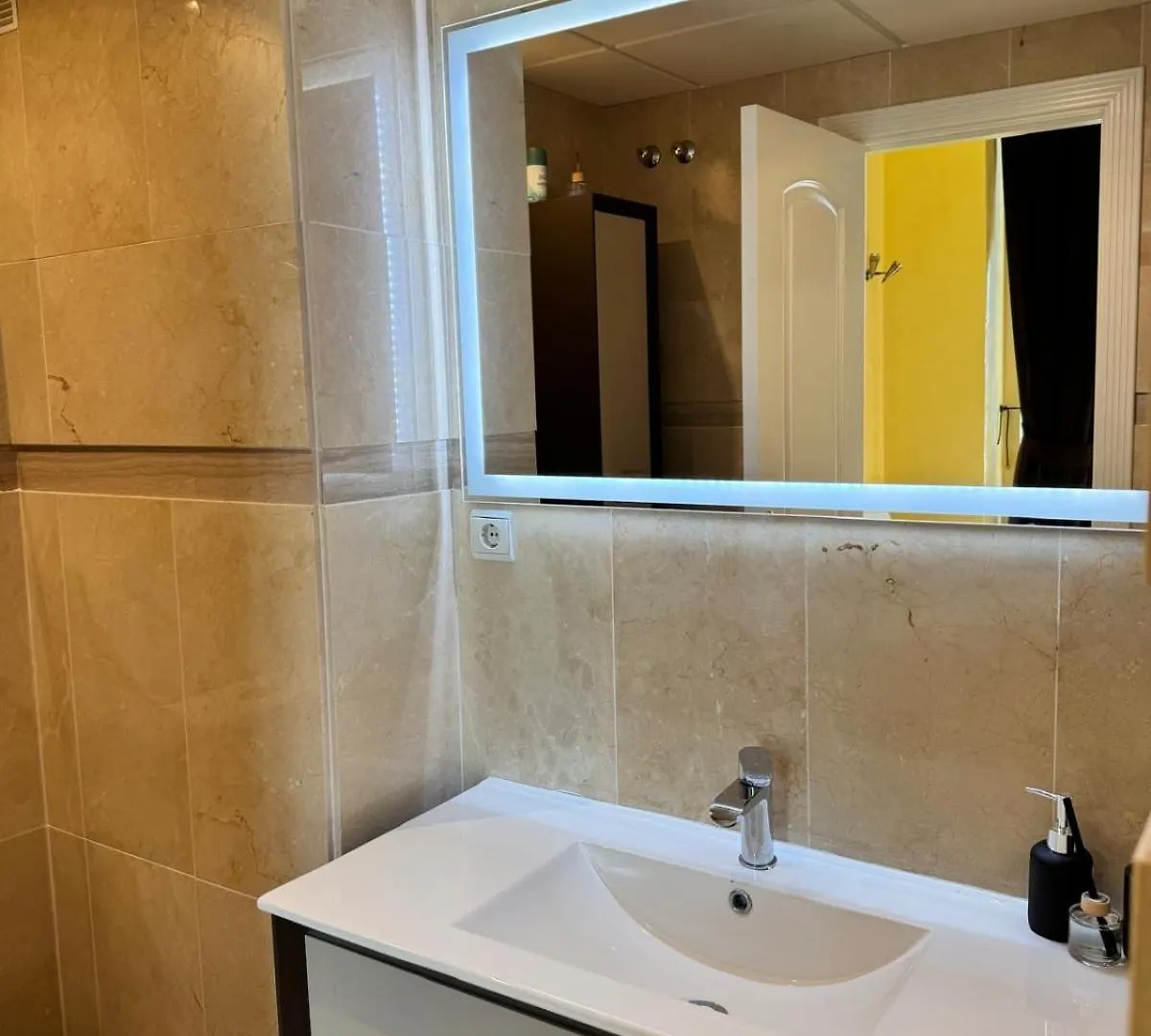 Apartmán Lujoso Atico Duplex En Puerto Marina Benalmádena