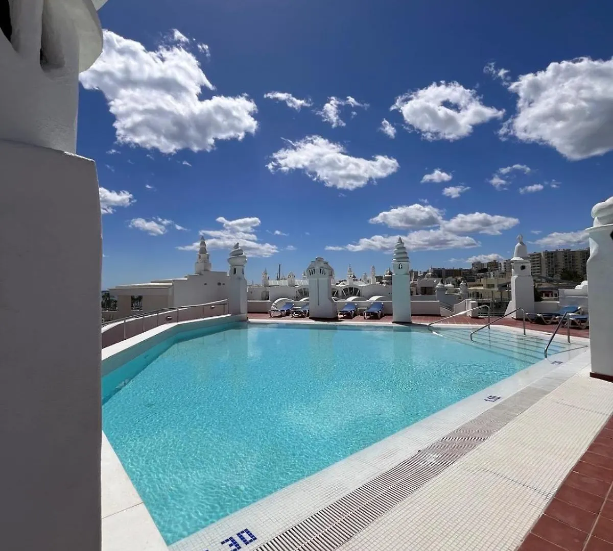 Lujoso Atico Duplex En Puerto Marina Apartman Benalmádena